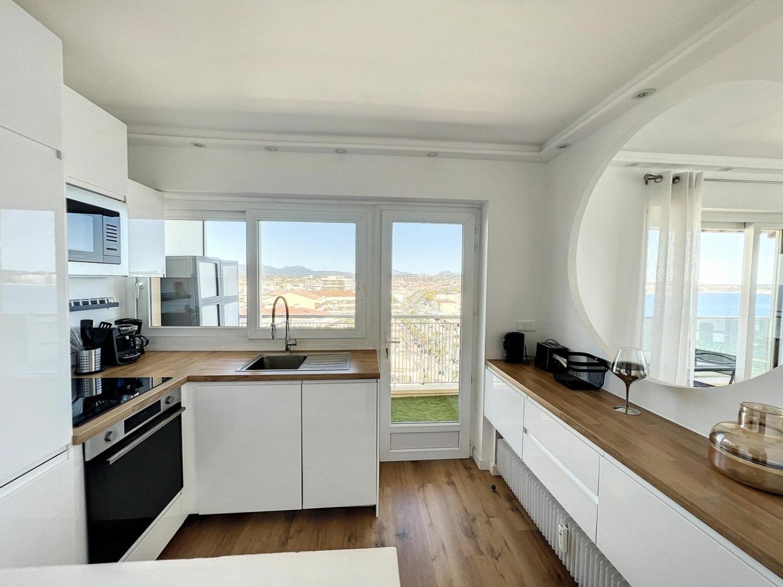 - T2 -vue Feerique * Frejus